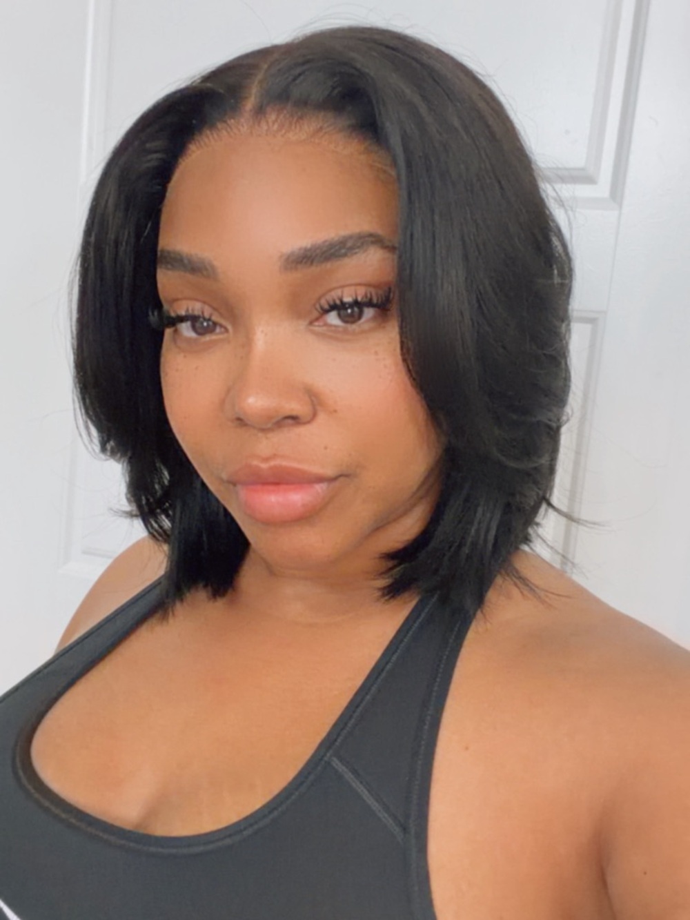 Shoulder-Length Straight Bob Wig